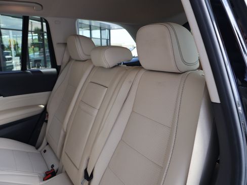 Certified 2020 Mercedes-Benz GLS 450 4MATIC image 18