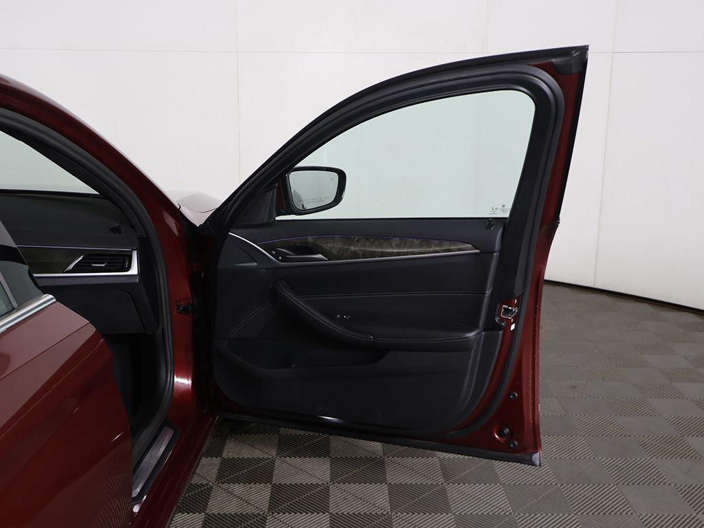 Used 2023 BMW 530e xDrive w/ Convenience Package AWD/4WD image 22