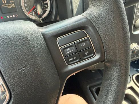 Used 2018 RAM 3500 Tradesman w/ Chrome Appearance Group AWD/4WD image 23