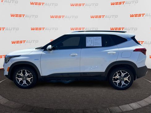 Used 2021 Kia Seltos EX AWD/4WD image 2