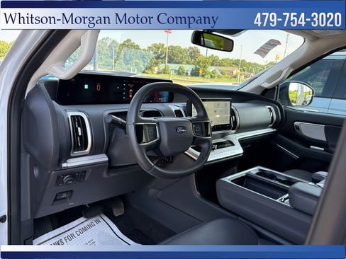 Used 2025 Ford Expedition Max Active AWD/4WD image 10