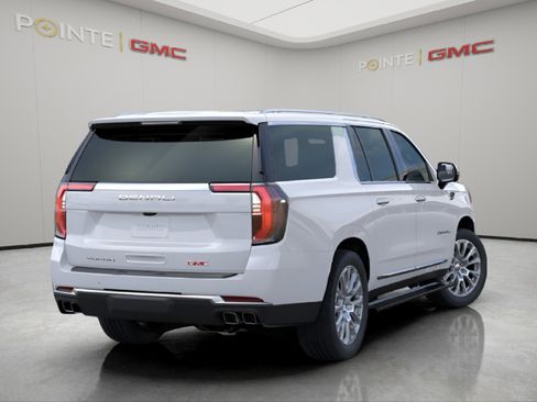 New 2026 GMC Yukon XL Denali w/ Sun & Power Step Package AWD/4WD image 4