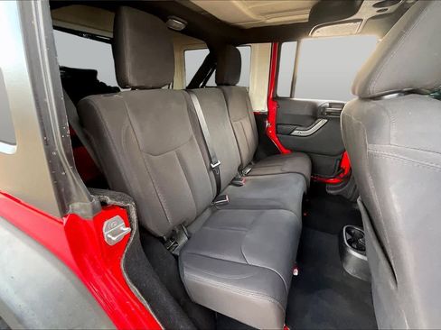 Used 2015 Jeep Wrangler Unlimited Sport w/ Quick Order Package 24S AWD/4WD image 18