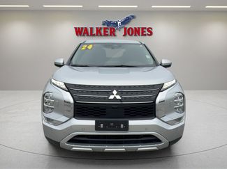 Used 2024 Mitsubishi Outlander SE video 1
