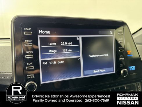 Used 2019 Toyota C-HR XLE image 6