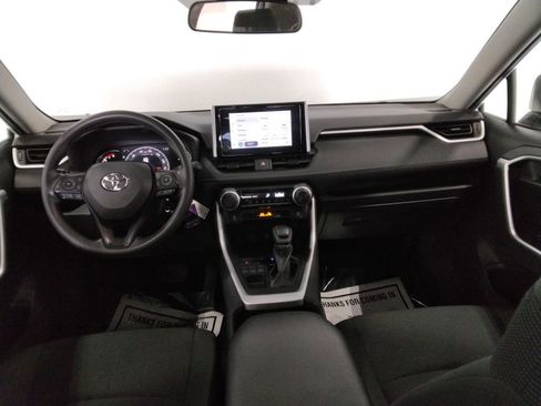 Used 2024 Toyota RAV4 LE image 31