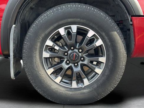 Used 2021 Nissan Titan PRO-4X w/ Pro-4x Convenience Package AWD/4WD image 35