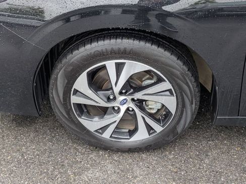 Used 2025 Subaru Legacy Premium AWD/4WD image 10