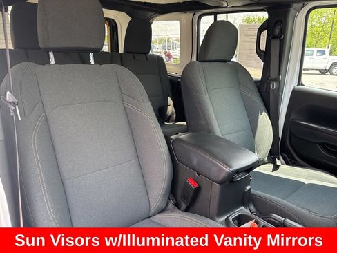 Used 2025 Jeep Wrangler Unlimited Sport AWD/4WD image 22