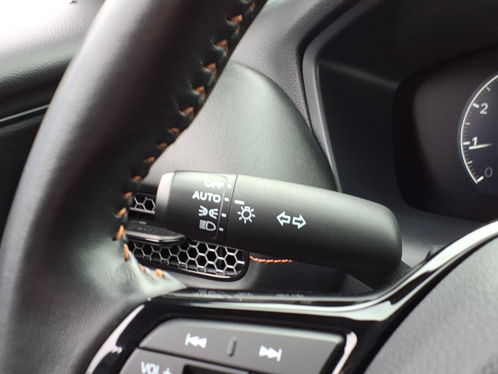Certified 2025 Honda HR-V Sport image 29