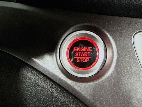 Used 2022 Honda Pilot Sport image 19