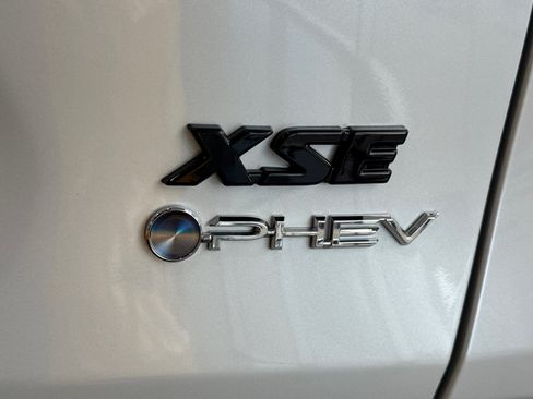 Certified 2025 Toyota RAV4 XSE image 9
