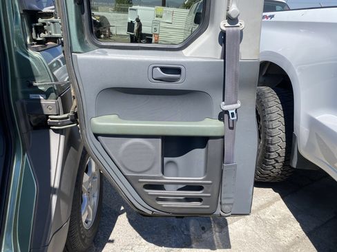 Used 2004 Honda Element EX image 16