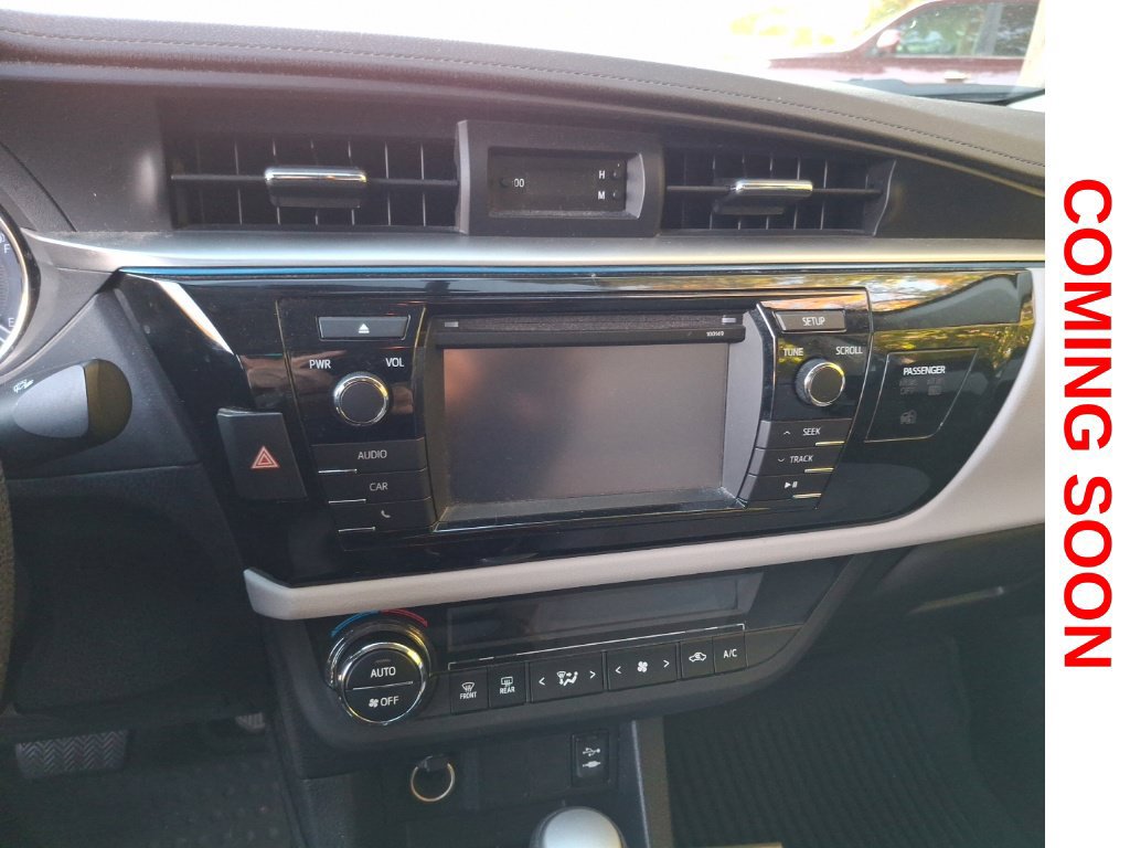 Used 2014 Toyota Corolla LE FWD image 13