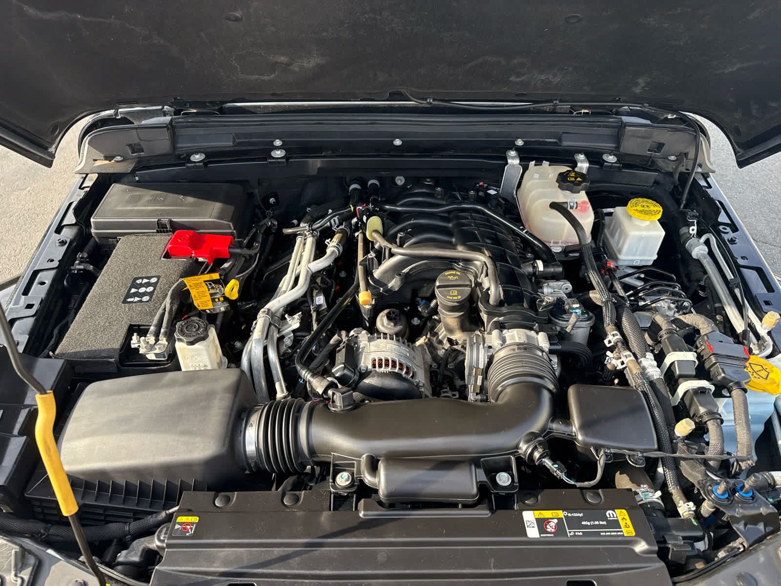 Used 2023 Jeep Gladiator Sport AWD/4WD image 16