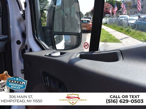 Used 2025 Ford Transit 250 Low Roof RWD image 21