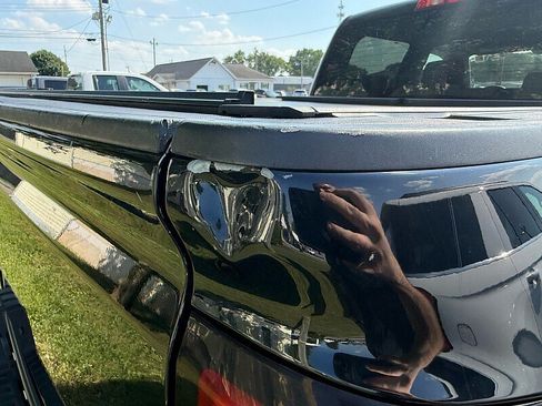 Used 2018 Chevrolet Silverado 1500 Custom w/ Custom Value Package AWD/4WD image 34