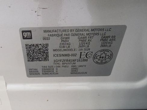 Used 2022 Cadillac XT4 Sport w/ Enhanced Visibility Package AWD/4WD image 19