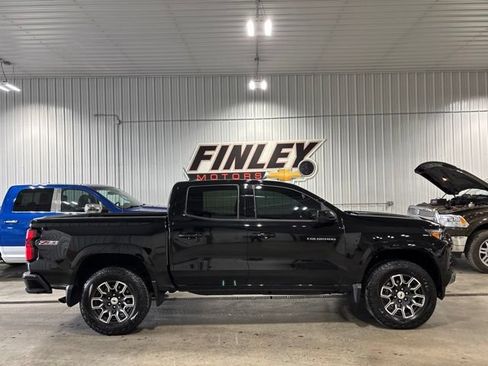 Used 2023 Chevrolet Colorado Z71 w/ Z71 Convenience Package 2 AWD/4WD image 1