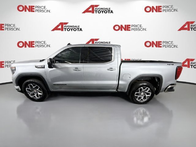 Used 2026 GMC Sierra 1500 SLE w/ LPO, Black Badging Package AWD/4WD image 4