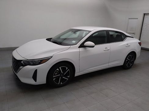 Used 2024 Nissan Sentra SV image 2