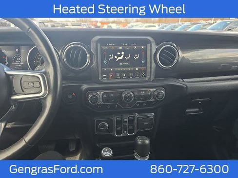 Used 2021 Jeep Wrangler Unlimited Sahara image 32