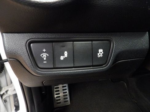 Used 2023 Kia Forte GT-Line image 26