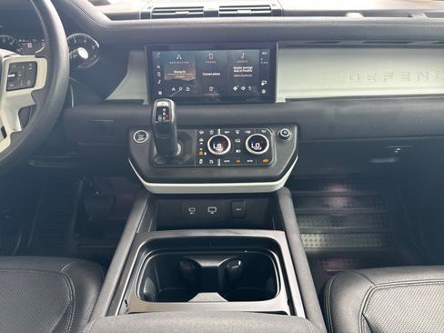 Used 2023 Land Rover Defender 110 S AWD/4WD image 9