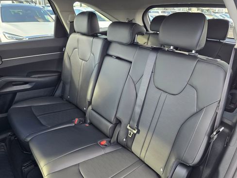 New 2026 Kia Sorento S w/ S Panoramic Sunroof Package image 18