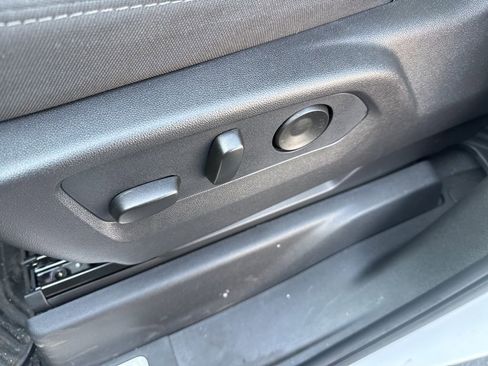 New 2026 Chevrolet Silverado 1500 LT image 7