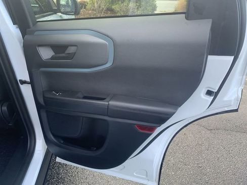 Used 2023 Ford Bronco Sport Badlands image 11