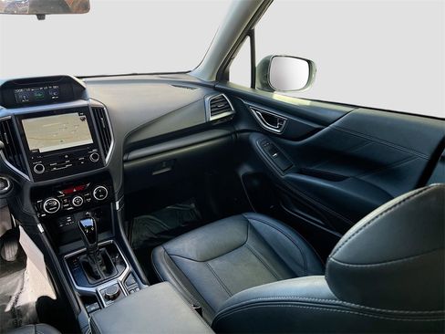 Used 2023 Subaru Forester Touring image 25