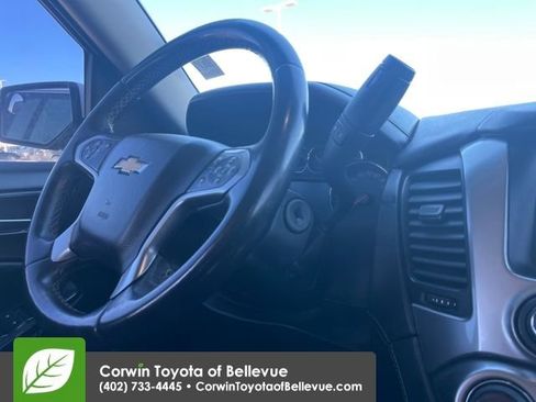 Used 2016 Chevrolet Suburban LT image 30