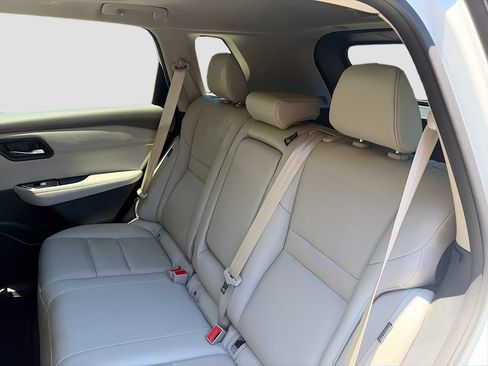 Used 2023 Nissan Rogue SL FWD image 25