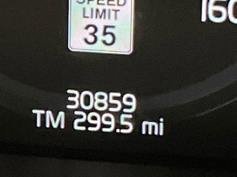 Used 2021 Volvo XC60 T5 Inscription w/ Advanced Package AWD/4WD image 4