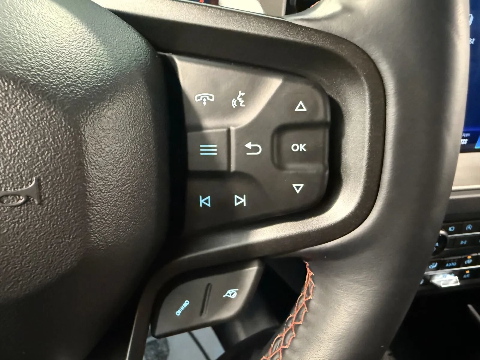 Used 2024 Ford Bronco Raptor AWD/4WD image 38