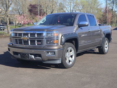 Used 2015 Chevrolet Silverado 1500 LTZ Z71 w/ LTZ Plus Package image 1