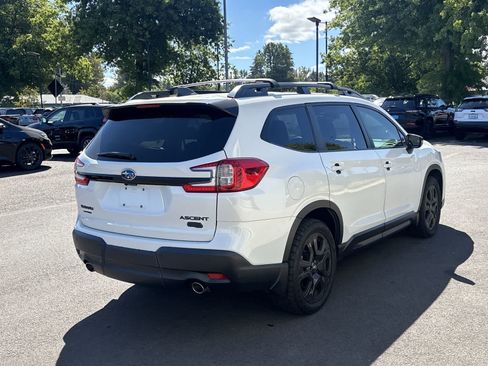 Used 2023 Subaru Ascent Onyx Edition AWD/4WD image 5