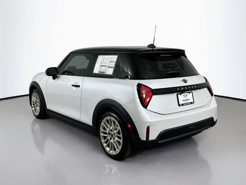 Used 2025 MINI Cooper S FWD image 6