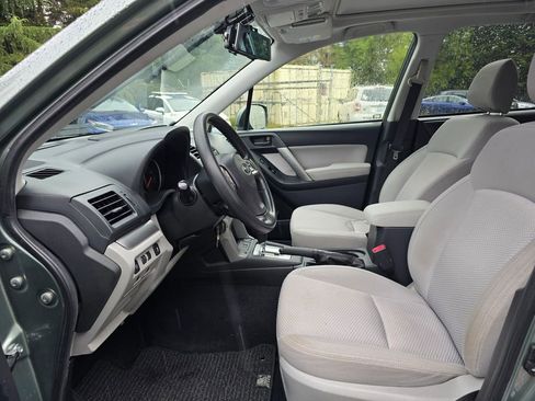 Used 2015 Subaru Forester 2.5i Premium w/ All-Weather Package image 8
