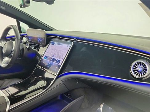 Used 2023 Mercedes-Benz EQE 500 4MATIC Sedan w/ Digital Light Package image 20