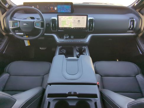 New 2026 Ford Expedition Platinum AWD/4WD image 13