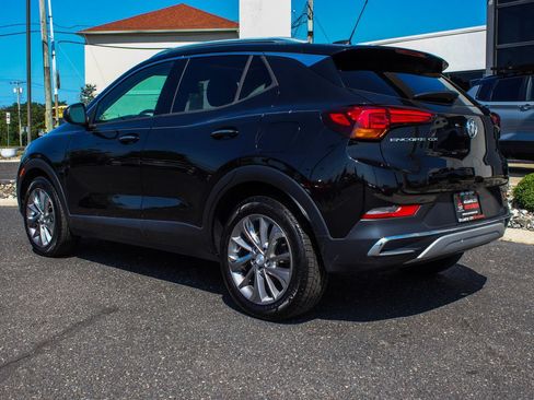 Used 2020 Buick Encore GX Essence w/ Experience Buick Package FWD image 4