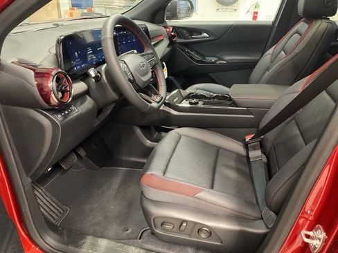 New 2026 Chevrolet Equinox RS w/ Convenience Package III AWD/4WD image 25