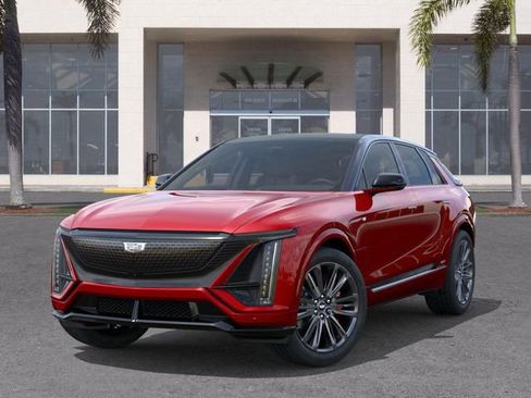 New 2026 Cadillac Lyriq V image 6
