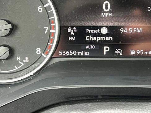 Used 2024 Nissan Pathfinder SV AWD/4WD image 8