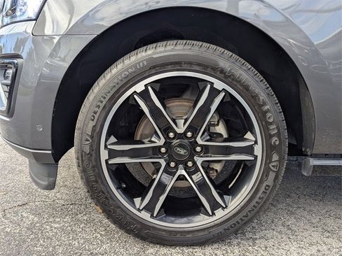 Used 2019 Ford Expedition Limited w/ Equipment Group 303A image 6