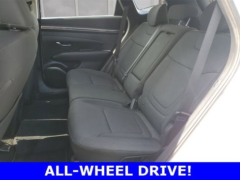 Used 2022 Hyundai Tucson SE image 10