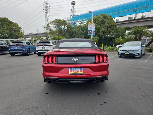 Used 2023 Ford Mustang Premium image 6