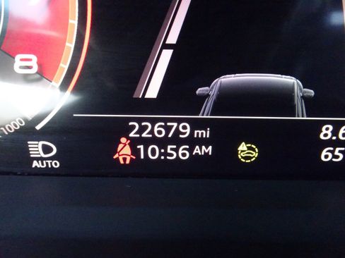 Certified 2022 Audi Q3 2.0T Premium Plus w/ Premium Plus Package image 17